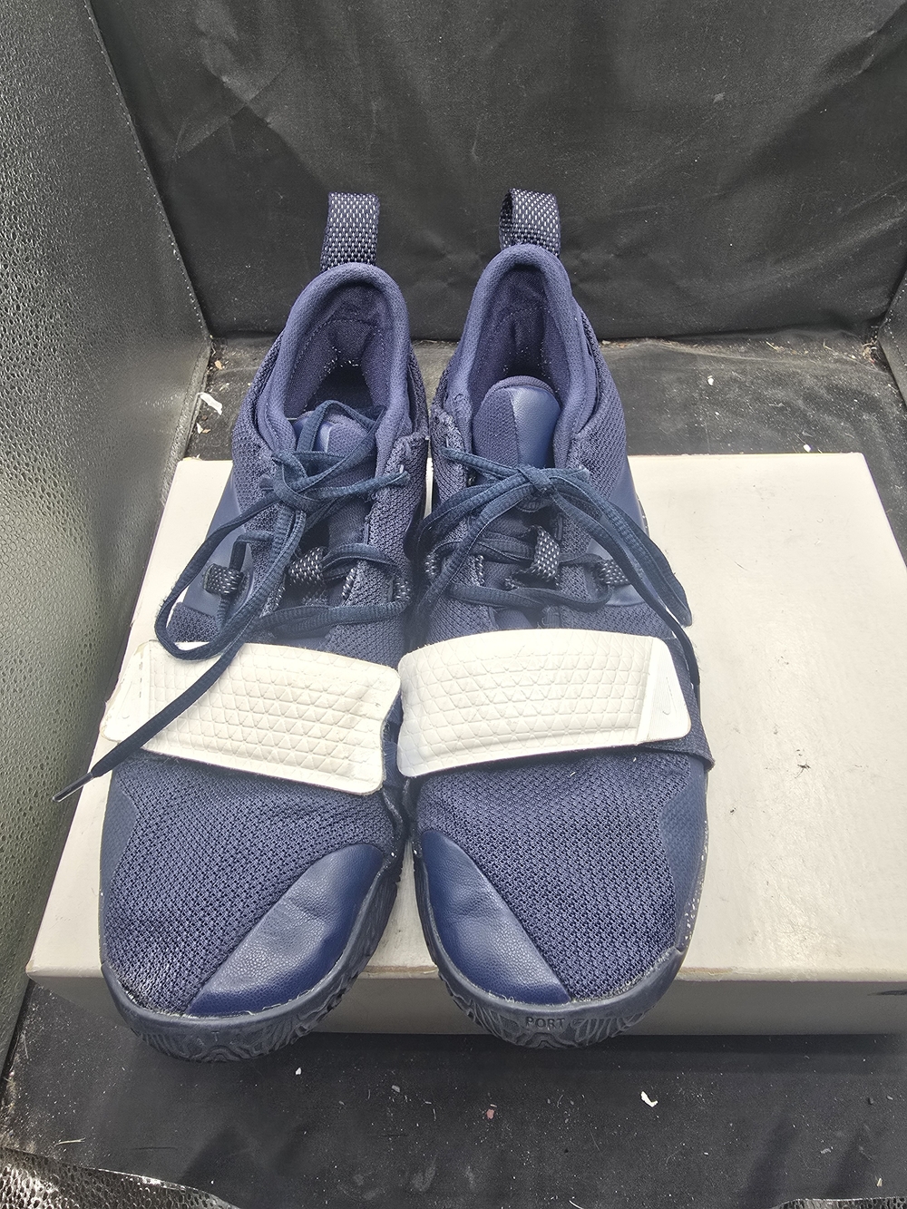 Nike Men's Navy Blue Athletic Shoes with White Strap